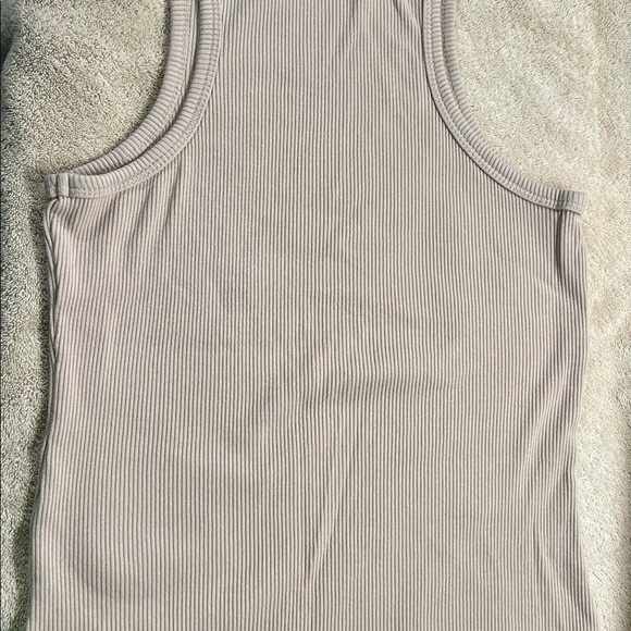 Agolde Bailey Tank in Latte, Size Medium - Picture 6 of 9